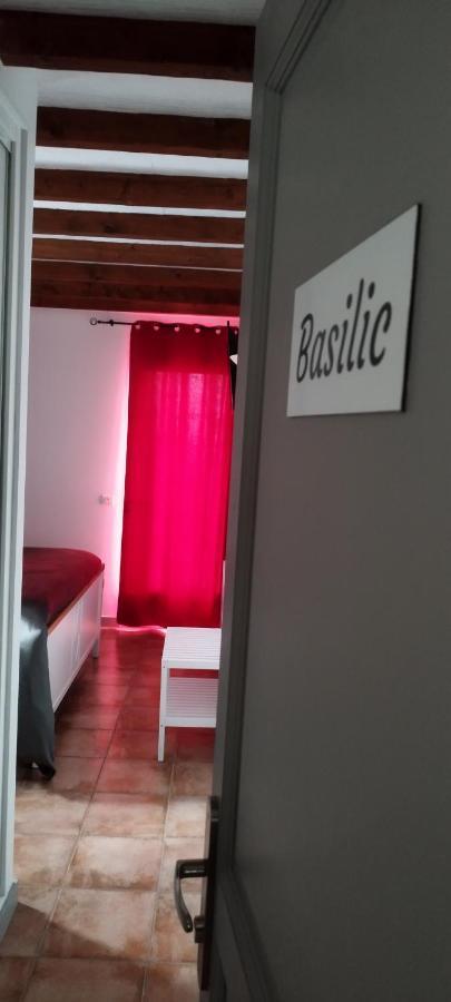 Hotel La Halte Gourmande Vachères Esterno foto
